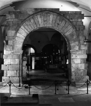 Maestranze lombarde, Fornice esterno della Pusterla dei Fabbri